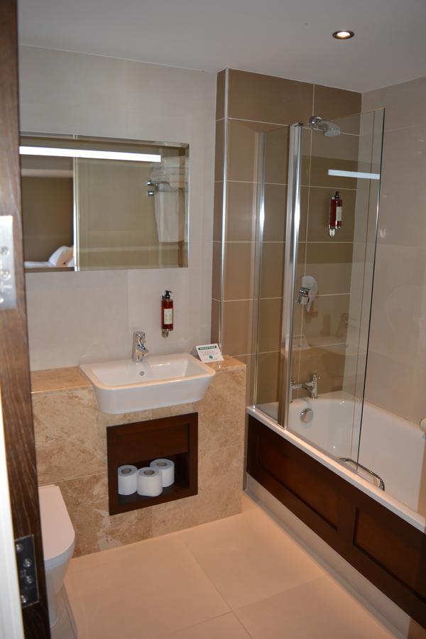 Rooms At Rue Omagh Dış mekan fotoğraf